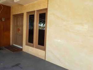 Di Sewakan Rumah untuk hunian dan kantor lokasi di Jakarta Selatan, tersedia melalui melalui situs Olx