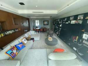 Dijual Apartemen The Peak Sudirman 3BR uk 232m Furnished at Jakarta Selatan lokasi di Jakarta Selatan, tersedia melalui melalui situs Olx