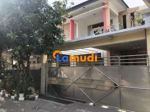 Dijual Bawah Pasar Rumah Hook 2 Lantai Babatan Pratama, Wiyung Surabay lokasi di Surabaya Kota, tersedia melalui melalui situs Olx