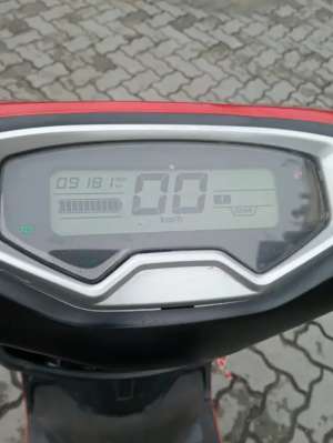 Jual bekas Dijual Cash Motor Listrik Yadea T9 Tahun 2023,lokasi di Jakarta Timur