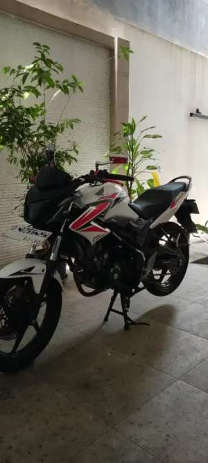 Jual bekas Dijual Cb 150 R,lokasi di  ,Bandung Kota