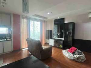 dijual cepat apartemen MOI frenchwalk loft 2 bedroom lokasi di Jakarta Utara, tersedia melalui melalui situs Olx