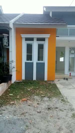 Dijual Cepat Butuh Uang Rumah Sentraland Paradise lokasi di Tangerang Selatan Kota, tersedia melalui melalui situs Olx