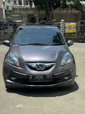 Jual bekas Dijual cepat Honda brio E 2017 AT 100jtan,lokasi di Jakarta Pusat