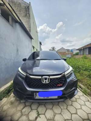 Jual bekas Dijual cepat Honda Brio RS 2024 Pemakaian 2025.,lokasi di Jakarta