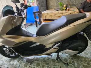 Jual bekas Dijual cepat Honda PCX 2018 plat L km 49rb,lokasi di  ,Surabaya Kota
