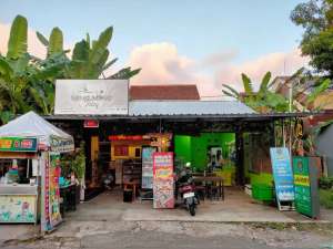 DIJUAL CEPAT, LOKASI STRATEGISRumah Induk beserta tanah dan Ruko lokasi di Sleman Kab., tersedia melalui melalui situs Olx