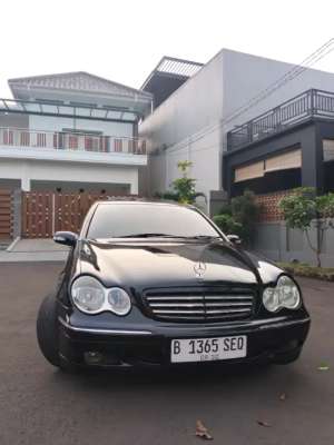 Jual bekas DIJUAL CEPAT MERCY W203 C240 AT,lokasi di Tangerang Selatan Kota
