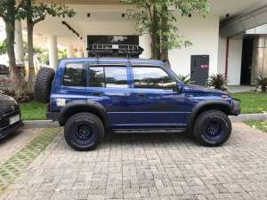 Jual bekas Dijual Cepat Mobil Tangguh siap dibawa Mudik dan Petualang,lokasi di Bantul Kab.