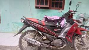 Dijual cepat motor Vega ZR lokasi di  ,Depok Kota, tersedia melalui melalui situs Olx