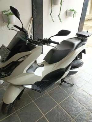 Jual bekas dijual cepat pcx 160,lokasi di Bandung Kab.