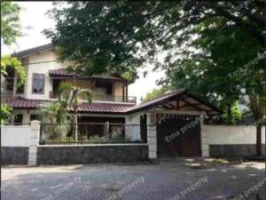 Dijual cepat rumah ada Swimming pool di PradahBulu Lontar hanya 10 menit ke SUPERMALL PTC lokasi di Surabaya Kota, tersedia melalui melalui situs Olx