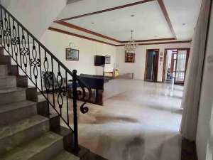 Dijual Cepat Rumah 2 Lantai Lokasi Strategis di Jakarta Selatan lokasi di Jakarta Selatan, tersedia melalui melalui situs Olx