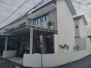 Dijual Cepat Rumah 2 Lantai di Pasar Minggu Jakarta Selatan lokasi di Jakarta Selatan, tersedia melalui melalui situs Olx