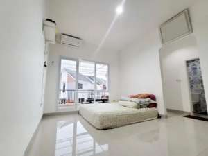 Dijual cepat rumah 2lt di karawaci tangerang lokasi di Tangerang Kab., tersedia melalui melalui situs Olx