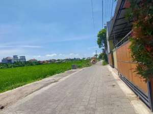 Dijual cepat Rumah 3 1kamar tidur Pedungan Denpasar Selatan lokasi di Denpasar Kota, tersedia melalui melalui situs Olx