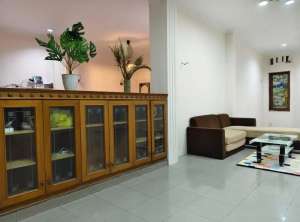 Dijual Cepat Rumah Bagus Full Furnitur Jl Garuda Waru Indah lokasi di Sidoarjo  Kab., tersedia melalui melalui situs Olx