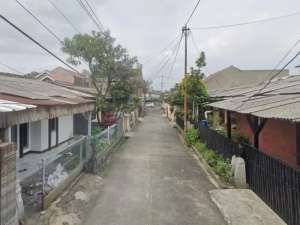 DIJUAL CEPAT RUMAH BUAH BATU CIJAWURA KOTA BANDUNG STRATEGIS HITUNG TANAH DIBAWAH NJOP , tersedia melalui melalui situs Olx