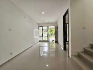 Dijual Cepat Rumah Cantik Kt.3 Siap Huni di Graha Raya lokasi di Tangerang Kota, tersedia melalui melalui situs Olx