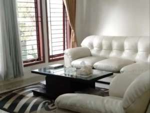 Dijual Cepat Rumah Di Arcamanik belakang Griya Bandung Nego Keras lokasi di Bandung Kota, tersedia melalui melalui situs Olx