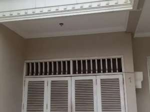 DIJUAL CEPAT RUMAH DI JALAN RAYA BENDUL MERISI SURABAYA lokasi di Surabaya Kota, tersedia melalui melalui situs Olx