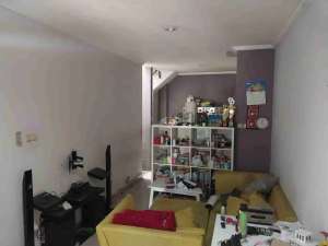 Dijual Cepat Rumah di Komplek Pangkalan Jati Village Cinere Depok Jawa Barat lokasi di Depok Kota, tersedia melalui melalui situs Olx