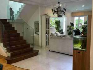 Dijual Cepat Rumah Hoek Bagus Siap Huni di Bintaro Jaya lokasi di Tangerang Selatan Kota, tersedia melalui melalui situs Olx