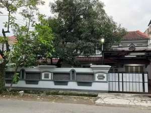 Dijual Cepat Rumah hoek di Turangga Buah batu Bandung lokasi di Bandung Kota, tersedia melalui melalui situs Olx
