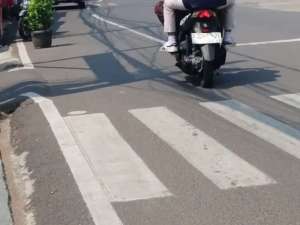 Dijual Cepat Rumah Lokasi Strategis di Kebagusan Raya, Jakarta Selatan lokasi di Jakarta Selatan, tersedia melalui melalui situs Olx