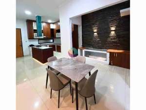 Dijual cepat rumah minimalis modern 2 lantai di cibubur garden lokasi di Depok Kota, tersedia melalui melalui situs Olx