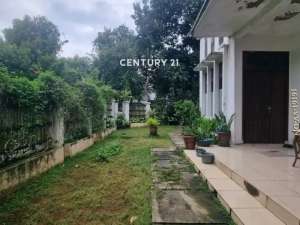 Dijual Cepat Rumah Nyaman Dan Halaman Luas Di Bintaro Sektor 9 lokasi di Tangerang Selatan Kota, tersedia melalui melalui situs Olx