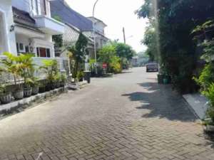 Dijual Cepat Rumah Siap Huni Strategis Sdh Renovasi di Kebonsari Elveka Surabaya lokasi di Surabaya Kota, tersedia melalui melalui situs Olx