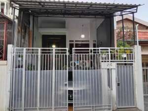 Dijual cepat rumah siap huni Srengseng Kembangan lokasi di Jakarta Barat, tersedia melalui melalui situs Olx