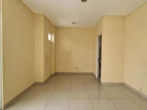 Dijual Cepat Rumah Termurah di Cluster Amerika Latin Green Lake City lokasi di Tangerang Kota, tersedia melalui melalui situs Olx