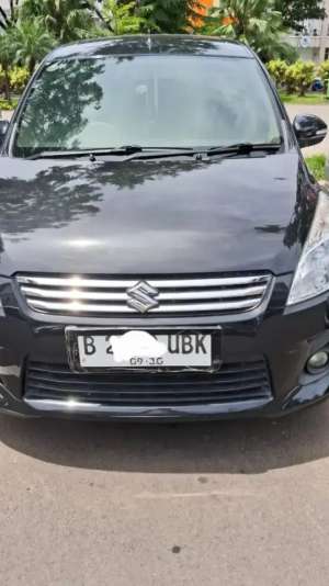 Jual bekas Dijual Cepat Suzuki Ertiga tipe Manual,lokasi di Tangerang Kota