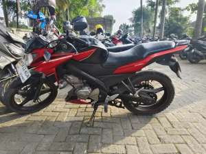 Jual bekas Dijual cepat yamaha vixion nva 2016 merah,lokasi di Medan Kota
