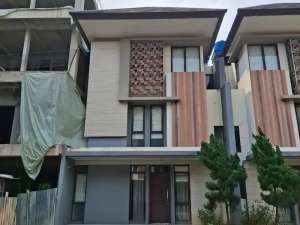 DijualDisewakan Rumah 3 Lantai Full Furnish Dekat Dengan ICE BSD City di Cluster Regentown, BSD City, Tangerang lokasi di Tangerang Kab., tersedia melalui melalui situs Olx