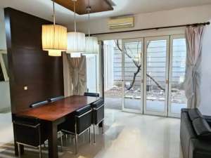 DijualDisewakan Rumah Premium di Diamond HillSHM, Harga Nego lokasi di Surabaya Kota, tersedia melalui melalui situs Olx