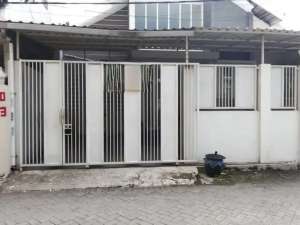 DijualDisewakan Rumah Selangkah Merr Lokasi Kalijudan asri Indah Mulyorejo Surabaya Timur lokasi di Surabaya Kota, tersedia melalui melalui situs Olx