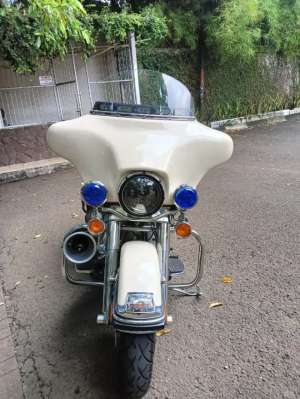 Jual bekas DIJUAL HARLEY DAVIDSON POLICE 2013,lokasi di Jakarta Selatan