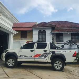 Jual bekas Dijual Hilux DC 2.4 Diesel MT 2017 Putih,lokasi di Lhokseumawe Kota