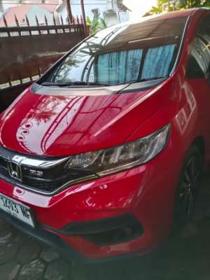 Jual bekas Dijual Honda Jazz RS Matic tipe tertinggi,lokasi di Banjarmasin Kota