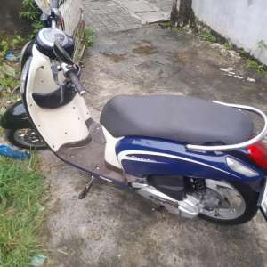 Jual bekas dijual honda scoopy esp tahun 2014,lokasi di Palmerah