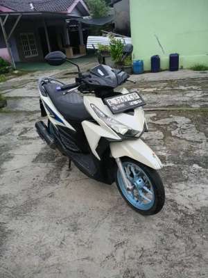 Jual bekas DIJUALHONDA VARIO 125,lokasi di Tangerang Selatan Kota