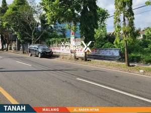 Dijual Kavling Tanah di jalan BoulevardRaden Intan Malang lokasi di Malang Kota, tersedia melalui melalui situs Olx