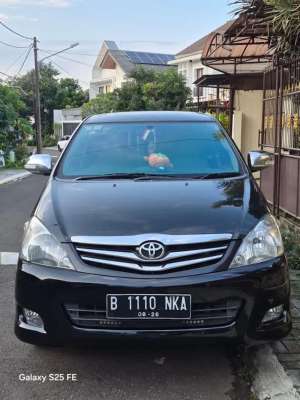 Jual bekas Dijual Kijang Innova Diesel Tipe V Matic Tahun 2011,lokasi di Tangerang Selatan Kota