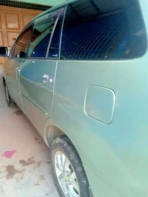 Jual bekas Dijual Kijang Innova type V MT bensin THN 2004,lokasi di Deli Serdang Kab.