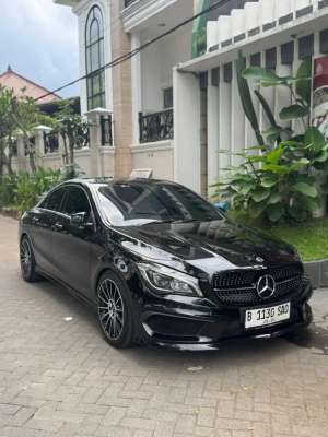 Jual bekas Dijual Mercedez Benz CLA 200 AMG 2017,lokasi di Surabaya Kota