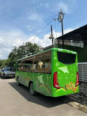 Jual bekas Dijual minibus tayo cocok buat usaha keliling,lokasi di Banjarbaru Kota