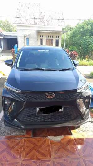 Jual bekas Dijual mobil bekas low kilometer pajak baru siap pakai,lokasi di Banyuwangi  Kab.